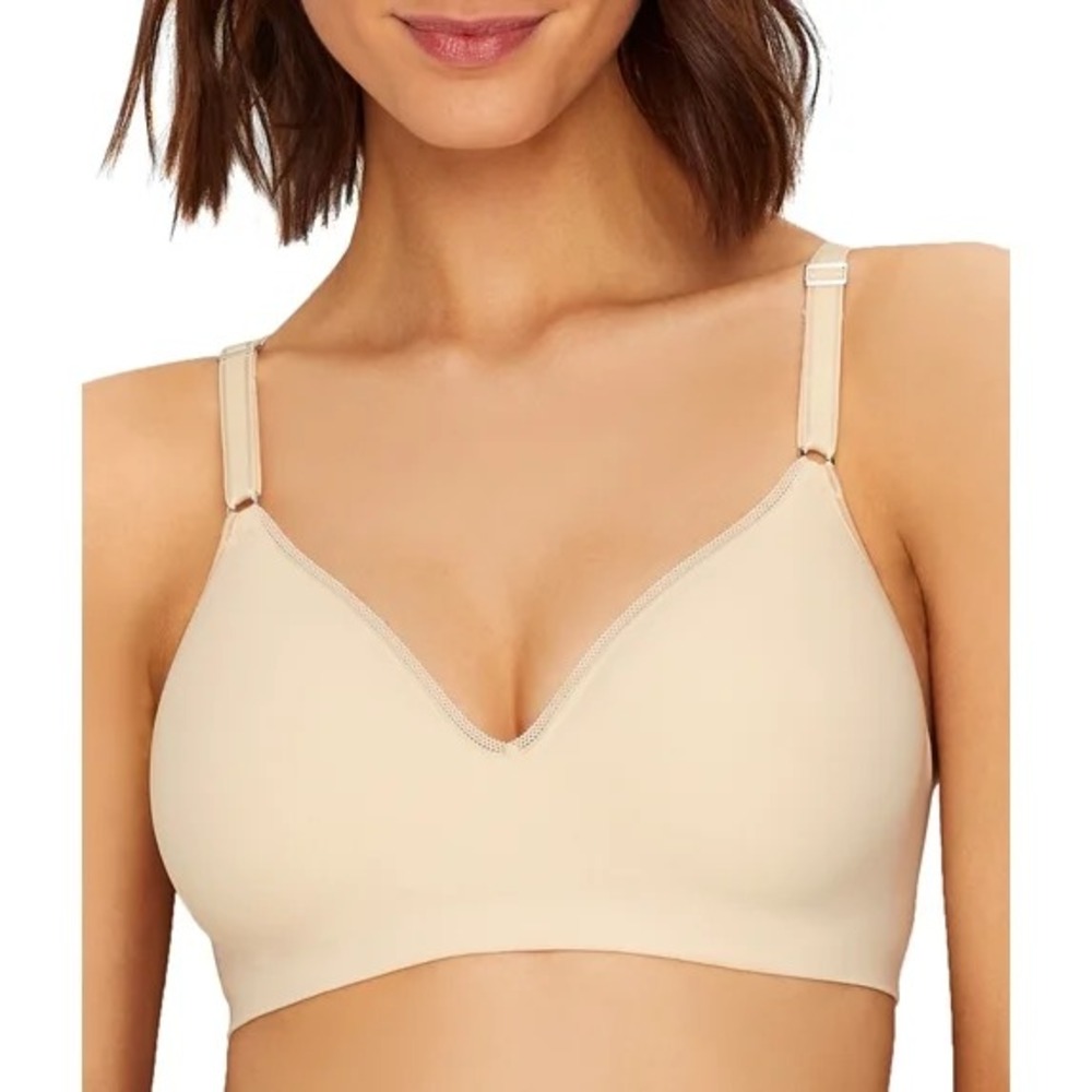 NWT Hanes Ultimate Smooth Inside and Out Foam Wirefree Bra Beige Size L